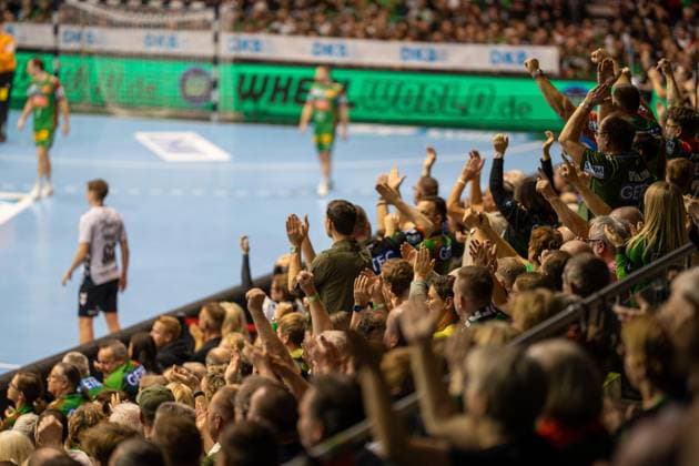 Deutschland: Handball DHB-Pokal 2025 26, Viertelfinale - SC Magdeburg vs SG Flensburg-Handewitt - GETEC Arena (Magdeburg): Fans Copyright: xTomxLauruschkatx
