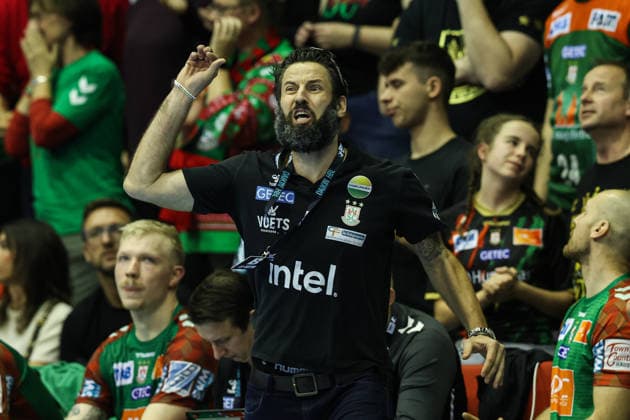 Trainer Bennet Wiegert (SC Magdeburg) - Viertelfinale Handball DHB Pokal Saison 2025-2026 SC Magdeburg vs. SG Flensburg-Handewitt in der GETEC Arena in Magdeburg - Handball,Deutschland,18.12.2025