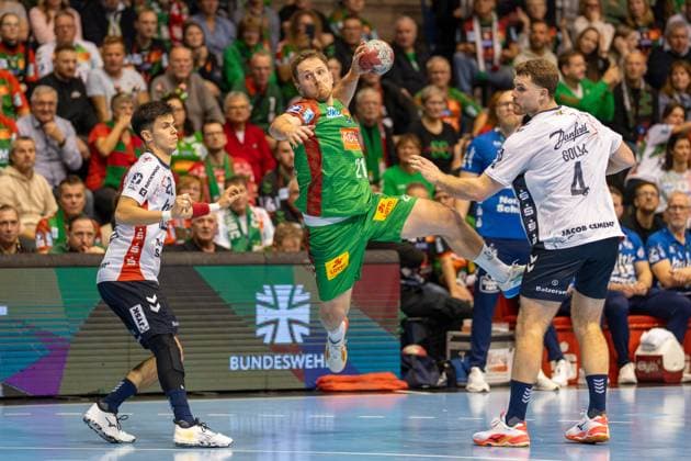 Deutschland: Handball DHB-Pokal 2025 26, Viertelfinale - SC Magdeburg vs SG Flensburg-Handewitt - GETEC Arena (Magdeburg): Albin Lagergren (SC Magdeburg, 21) Copyright: xTomxLauruschkatx