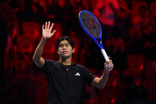 2025 ATP, Tennis Herren NextGen Finals - Jeddah Learner Tien from USA during his second round match at the 2025 ATP NextGen Finals in Jeddah, Saoudi Arabia, on December 18, 2025. Photo by Corinne Dubreuil ABACAPRESS.COM Jeddah Saudi Arabia  Copyright: xDubreuilxCorinne ABACAx