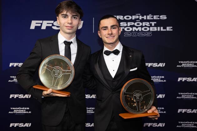 FFSA - LES TROPHEES DU AUTOMOBILE 2025 ROUSSEL Jules, Vainqueur de la Coupe du Monde F4 - Macao, Volant d Or, portrait, NAEL Thà ophile, Vainqueur du Grand Prix de Macao, Volant d Or, portrait during Les Trophà es du Sport Automobile 2025 at Salle Pleyel, on December 18, 2025 in Paris, France - ParisFrance Copyright: xJULIENxDELFOSSEx