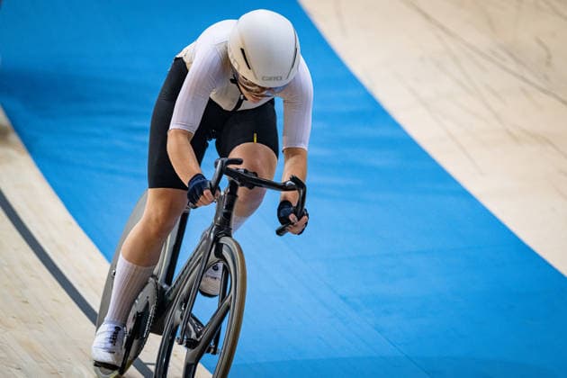 JÄHRIG Fabienne: DM Omnium 2025 - Frankfurt Oder JÄHRIG Fabienne ( GER ) BRC Zugvogel Berlin 1901 Querformat - quer - horizontal - Landscape - Event Veranstaltung: DM Omnium 2025 - Deutsche Meisterschaft - Category Kategorie: Cycling - Track cycling, Rad, Radsport, Bahnrad, Bahn National Championship Omnium - Elite Women - Location Ort: Europe Germany - Brandenburg - Märkisch Oderland - Frankfurt Oder - Oderlandhalle - Discipline: Omnium Scratch 1. Race - Distance: 10 km - Date Datum: 19.12.2025 Friday Day 1 -
