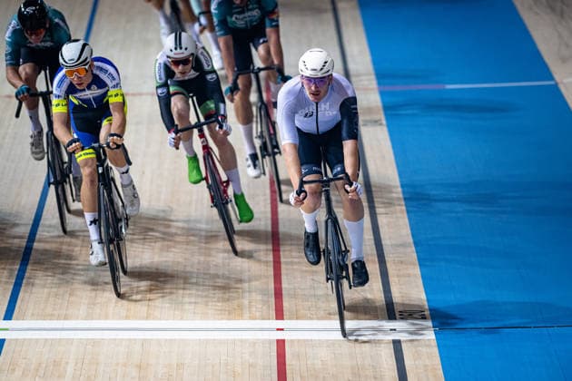 AUGENSTEIN Moritz: DM Omnium 2025 - Frankfurt Oder AUGENSTEIN Moritz ( GER ) RSV Irschenberg Querformat - quer - horizontal - Landscape - Event Veranstaltung: DM Omnium 2025 - Deutsche Meisterschaft - Category Kategorie: Cycling - Track cycling, Rad, Radsport, Bahnrad, Bahn National Championship Omnium - Elite Men - Location Ort: Europe Germany - Brandenburg - Märkisch Oderland - Frankfurt Oder - Oderlandhalle - Discipline: Omnium Scratch 1. Race - Distance: 10 km - Date Datum: 19.12.2025 Friday Day 1 -