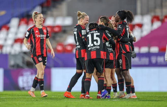 GER, Essen, SGS Essen vs Eintracht Frankfurt, Google Pixel Frauen Bundesliga, Fussball, DFB, Spielzeit 2025 2026, Stadion an der Hafenstraße , 14. Spieltag im Bild: Erëleta Memeti (Eintracht Frankfurt 27) erzielt das Tor zum 0:2, Tor, Jubel und Freude, Emotionen DFB DFL REGULATIONS PROHIBIT ANY USE OF PHOTOGRAPHS AS IMAGE SEQUENCES AND OR QUASI-VIDEO, 19.12.2025 Copyright: HMBxMedia HendrikxHamelau