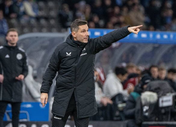 Fussball, Herren, Saison 2025 2026, 2. Bundesliga (17. Spieltag), Hertha BSC - Arminia Bielefeld, Trainer Stefan Leitl (Hertha BSC), 19.12. 2025,