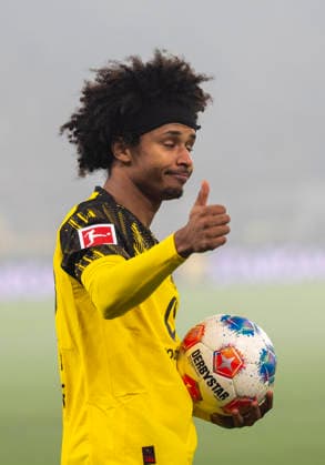Karim ADEYEMI (Borussia Dortmund, 27) Borussia Dortmund - Borussia Mönchengladbach, 1. Bundesliga in Dortmund, Signal Iduna Park DFL regulations prohibit any use of photographs as image sequences and or quasi-video. *** Karim ADEYEMI Borussia Dortmund, 27 Borussia Dortmund Borussia Mönchengladbach, 1 Bundesliga in Dortmund, Signal Iduna Park DFL regulations prohibit any use of photographs as image sequences and or quasi video Copyright: HMBxMedia xMarcoxBader