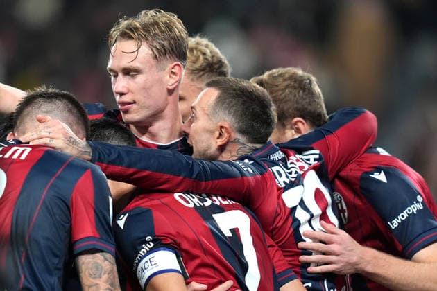 Bologna™s Riccardo Orsolini celebrates after scoring 1-1 during the EA Sports FC italian Supercup 2025 2026 semifinal match between Bologna and Inter at Al-Awwal Park Stadium in Riyadh, Saudi Arabia - Soccer - Friday December 19, 2025  Copyright: xSpada LaPressex