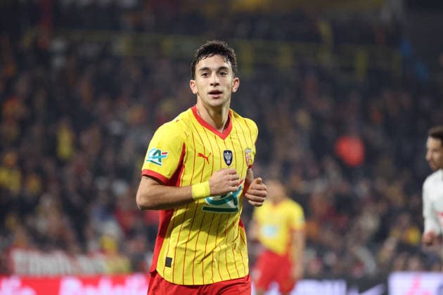FOOTBALL : RC Lens vs Feignies-Aulnoye - Coupe de France 32e de finale - 19 12 2025 Andrija BULATOVIC (RC Lens) lors du match RC Lens vs Feignies-Aulnoye, Coupe de France 32e de finale, stade Bollaert-Delelis, le 19 dÃ cembre 2025 - photo Laurent Sanson PsnewZ  Copyright: xLaurentxSANSONx xPsnewZx
