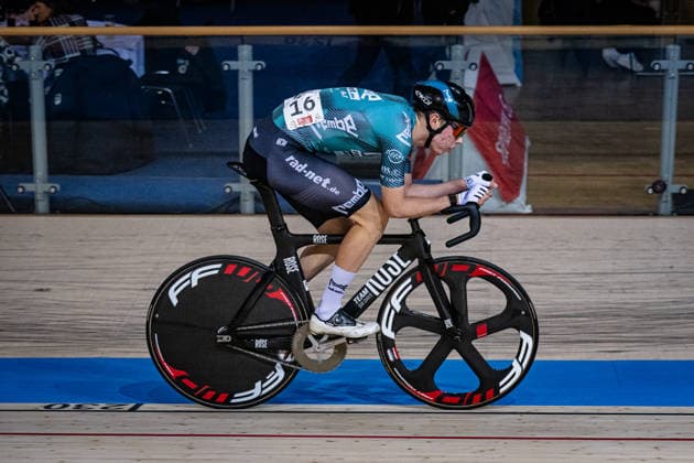 PETRY Paul-Felix: DM Omnium 2025 - Frankfurt Oder PETRY Paul-Felix ( GER ) REMBE rad-net Querformat - quer - horizontal - Landscape - Event Veranstaltung: DM Omnium 2025 - Deutsche Meisterschaft - Category Kategorie: Cycling - Track cycling, Rad, Radsport, Bahnrad, Bahn National Championship Omnium - Elite Men - Location Ort: Europe Germany - Brandenburg - Märkisch Oderland - Frankfurt Oder - Oderlandhalle - Discipline: Omnium Scratch 1. Race - Distance: 10 km - Date Datum: 19.12.2025 Friday Day 1 -