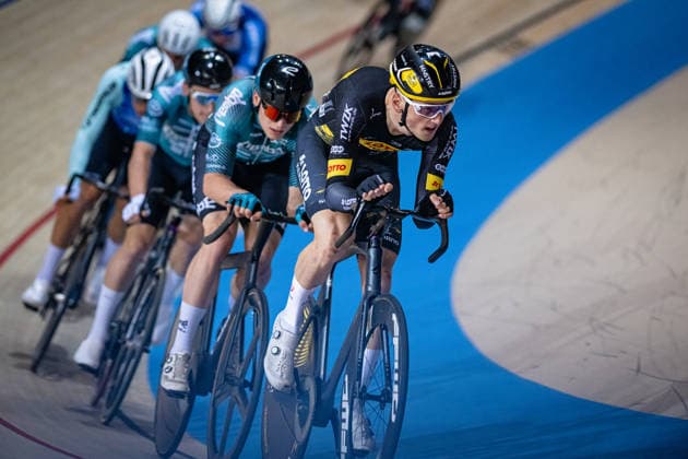 JOCHUM Ben Felix: DM Omnium 2025 - Frankfurt Oder JOCHUM Ben Felix ( GER ) Lotto Kern-Haus PSD Bank Querformat - quer - horizontal - Landscape - Event Veranstaltung: DM Omnium 2025 - Deutsche Meisterschaft - Category Kategorie: Cycling - Track cycling, Rad, Radsport, Bahnrad, Bahn National Championship Omnium - Elite Men - Location Ort: Europe Germany - Brandenburg - Märkisch Oderland - Frankfurt Oder - Oderlandhalle - Discipline: Omnium Scratch 1. Race - Distance: 10 km - Date Datum: 19.12.2025 Friday Day 1 -