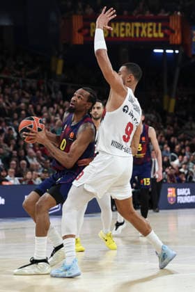 December 19, 2025, Barcelona, Barcelona, Spain: Kevin Punter of FC Barcelona, Barca and Timothe Luwawu-Cabarrot of Baskonia in action during the EuroLeague Regular Season Round 17 match played between FC Barcelona and Baskonia at Palau Blaugrana on December 19, 2025 in Barcelona, Spain. Barcelona Spain - ZUMAa181 20251219_zaa_a181_108 Copyright: xJavierxBorregox