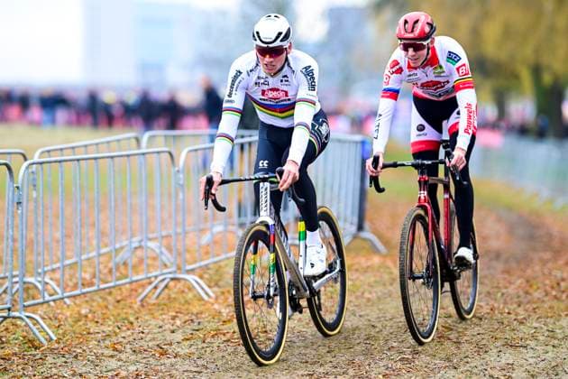 UCI Cyclocross World Cup 2025-2026 Antwerpen ANTWERPEN, BELGIUM - DECEMBER 20 : Van Der Poel Mathieu (NED) of Alpecin-Deceuninck and Vanthourenhout Michael (BEL) of Pauwels Sauzen - Altez Industriebouw pre-race reconaissance tour during the 5th leg of the Antwerpen UCI Cyclocross World Cup 2025-2026 a cyclocross race for Men Elite on December 20, 2025 in Antwerpen, Belgium, 20 12 2025 ( Antwerpen Belgium  Copyright: xPeterxDexVoechtx