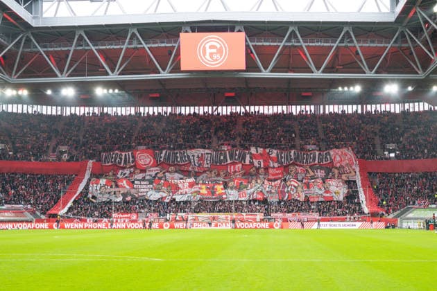 Deutschland: Fussball 2.Bundesliga 2025 26, 17. Spieltag - 20.12.2025 - Fortuna Düsseldorf vs SpVgg Greuther Fürth - Merkur Spiel - Arena (Düsseldorf): Spiel - Atmosphäre