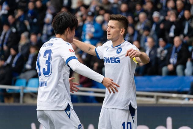 Deutschland: 2. Bundesliga 2025 26, 17. Spieltag - VfL Bochum vs. Karlsruher SC - 20.12.2025 - Vonovia Ruhrstadion (Bochum, Nordrhein-Westfalen) Tor zum 1:1 durch Marvin Wanitzek (Karlsruher SC, 10) Torjubel Freude über Tor