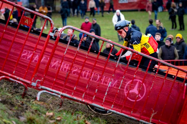 Thibau Nys - BALOISE GLOWI LIONS during the UCI Cyclo-cross World Cup 2025 in ANTWERPEN, Belgium on 20 december 2025, (photo by Marcel van Dorst EYE4images DeFodi Images) -