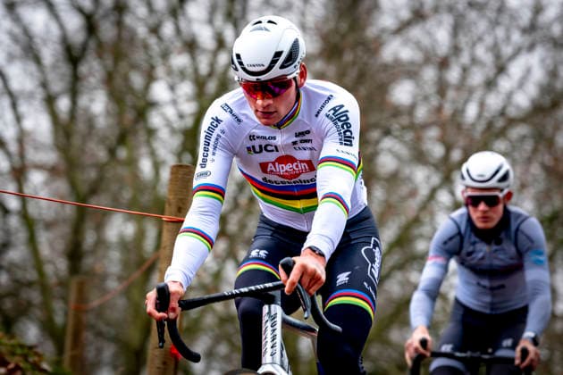 Mathieu van der Poel - ALPECIN-DECEUNINCK during the UCI Cyclo-cross World Cup 2025 in ANTWERPEN, Belgium on 20 december 2025, (photo by Marcel van Dorst EYE4images DeFodi Images) -