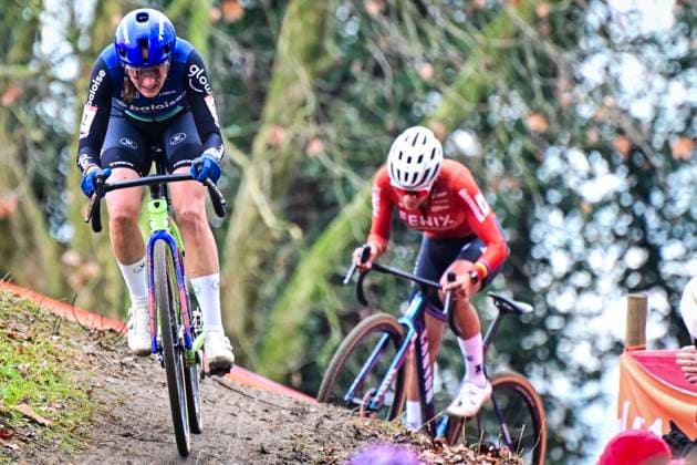 UCI Cyclocross World Cup 2025-2026 Antwerpen ANTWERPEN, BELGIUM - DECEMBER 20 : Brand Lucinda of Baloise Glowi Lions in action during the 5th leg of the Antwerpen UCI Cyclocross World Cup 2025-2026 a cyclocross race for Men Women on December 20, 2025 in Antwerpen, Belgium, 20 12 2025 ( Antwerpen Belgium  Copyright: xPeterxDexVoechtx