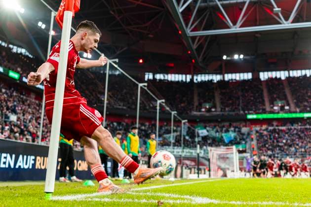 2. Fußball Bundesliga: Fortuna Düsseldorf - SpVgg Greuther Fürth, 20.12.2025 DUESSELDORF, GERMANY - DECEMBER 20: Florent Muslija (Fortuna Düsseldorf, 24) während des Bundesligaspiels 2. Fußball Bundesliga: Fortuna Düsseldorf - SpVgg Greuther Fürth in der MERKUR SPIEL-ARENA am 17. Spieltag der 2. Bundesliga. December 20, 2025 in Duesseldorf, Germany.