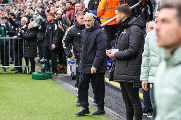 Newcastle United v Chelsea, Premier League Enzo Maresca Manager Of Chelsea during the Newcastle United v Chelsea Premier League match at St. James Park, Newcastle Upon Tyne, England on 20 December 2025 Credit: Lee Keuneke Every Second Media Editorial use only. All images are copyright Every Second Media Limited. No images may be reproduced without prior permission. All rights reserved. Premier League and Football League images are subject to licensing agreements with Football DataCo Limited. see https: www.football-dataco.com Copyright: xIMAGO EveryxSecondxMediax ESM-1718-0089 LeexKeunekex xEveryxSecondxMediax