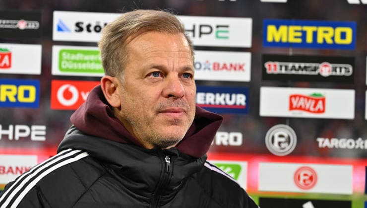20.12.2025 - Fussball - Saison 2025 2026 - 2. Fussball - Bundesliga - 17. Spieltag: Fortuna Düsseldorf F95 - SpVgg Greuther Fürth ( Kleeblatt ) - Sportfoto Zink - xwoxzix - DFL regulations prohibit any use of photographs as image sequences and or quasi-video - only for editorial use - Markus Anfang (Chef-Trainer Trainer Fortuna Düsseldorf F95 )