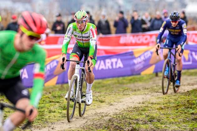 UCI Cyclocross World Cup 2025-2026 Antwerpen ANTWERPEN, BELGIUM - DECEMBER 20 : Sweeck Laurens of Crelan - Corendon in action during the 5th leg of the Antwerpen UCI Cyclocross World Cup 2025-2026 a cyclocross race for Men Women on December 20, 2025 in Antwerpen, Belgium, 20 12 2025 ( Antwerpen Belgium  Copyright: xPeterxDexVoechtx