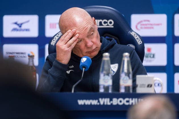 20.12.2025, Fussball, Saison 2025 2026, 2. Bundesliga, 17. Spieltag, VfL Bochum 1848 - Karlsruher SC, Pressekonferenz mit Trainer Uwe Rösler (VfL Bochum 1848), Bochum Vonovia Ruhrstadion NRW Deutschland xRHR-FOTO DEx