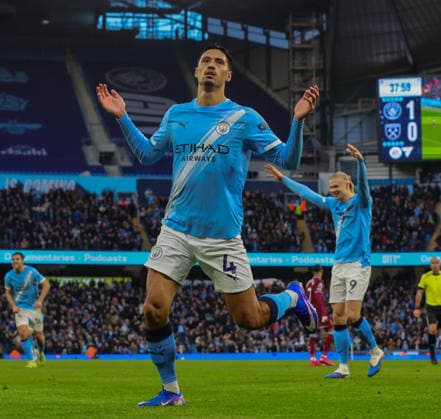 20th December 2025; Etihad Stadium, Manchester, Lancashire, England; Premier League Football, Manchester City versus West Ham United; Tijjani Reijnders of Manchester City celebrates after scoring to make it 2-0 in the 38th minute  RogerxEvans