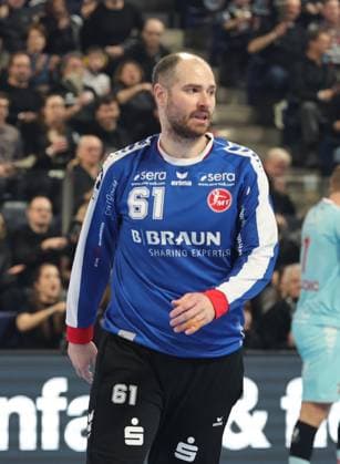 20.12.2025 - Handball - 1. Bundesliga DAIKIN HBL - Saison 2025 2026 - 18. Spieltag: HC Erlangen Metropolregion Nürnberg HCE - MT Melsungen - DaMa - xdaxmax - Laszlo Bartucz (61, MT Melsungen ) enttäuscht Enttäuschung