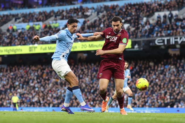Man City v West Ham 20th December 2025, Manchester - Premier League Football - Manchester City v West Ham United - Tijjani Reijnders of Manchester City scores their 2nd goal - Photo: Charlotte Wilson Offside. Manchester UK Copyright: xCharlottexWilsonx xOffsidexOffside