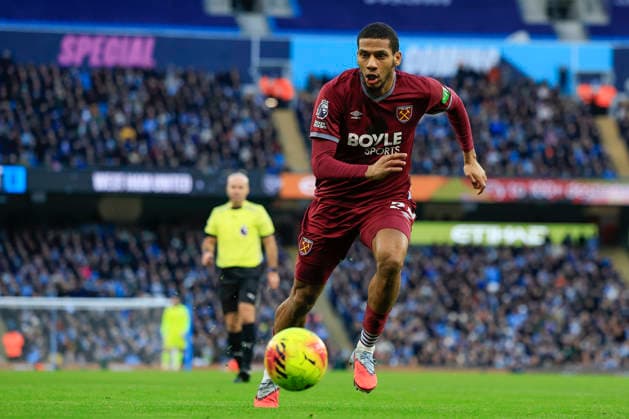 Manchester City v West Ham United Premier League 20 12 2025. Jean-Clair Todibo (25) of West Ham United during the Premier League match between Manchester City and West Ham United at the Etihad Stadium, Manchester, England on 20 December 2025. Manchester Etihad Stadium Manchester England Editorial use only DataCo restrictions apply See www.football-dataco.com , Copyright: xConorxMolloyx PSI-23451-0071