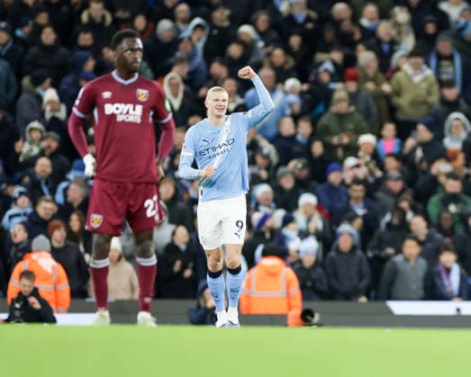 20th December 2025; Etihad Stadium, Manchester, Lancashire, England; Premier League Football, Manchester City versus West Ham United; Erling Haaland of Manchester City after scoring his second goal to make the score 3-0 in the 69th minute  RogerxEvans