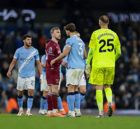 20th December 2025; Etihad Stadium, Manchester, Lancashire, England; Premier League Football, Manchester City versus West Ham United; Players shake hands after the match  RogerxEvans