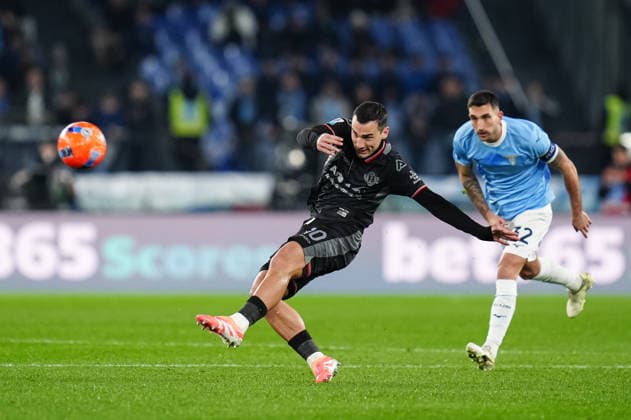 SS Lazio v US Cremonese - Serie A Enilive Federico Bonazzoli of US Cremonese in action during the serie Serie A Enilive match between SS Lazio and US Cremonese at Olimpico on December 20, 2025 in Rome, Italy Rome Stadio Olimpico Lazio Italy Copyright: xGiuseppexMaffiax 251220_SerieA_Lazio-Cremonese_09197