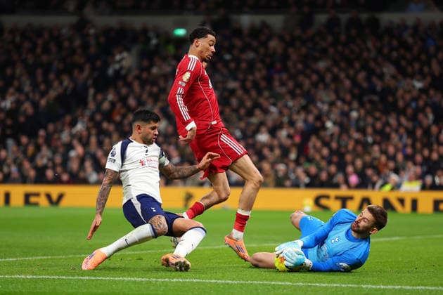 20th December 2025; Tottenham Hotspur Stadium, London, England; Premier League Football, Tottenham Hotspur versus Liverpool; Goalkeeper Guglielmo Vicario of Tottenham Hotspur catches the ball from a shot by Hugo Ekitike of Liverpool  JohnxPatrickxFletcher