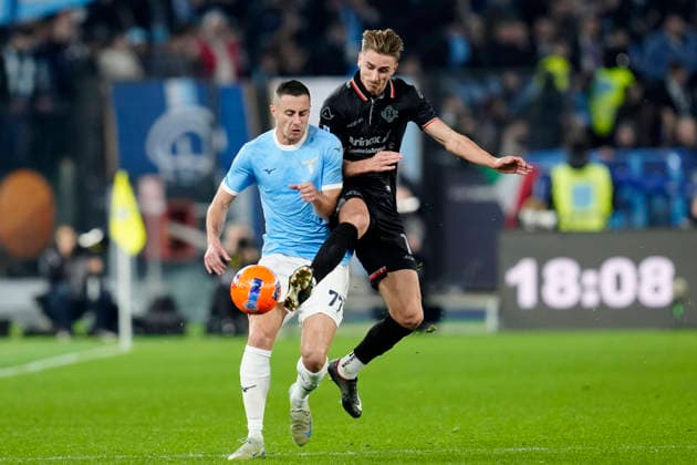 Adam Marusic (SS Lazio) and Dennis Johnsen (US Cremonese) battle for the ball, Serie A, SS Lazio v US Cremonese, Olimpico Stadium, December 20, 2025, Roma, Italy.