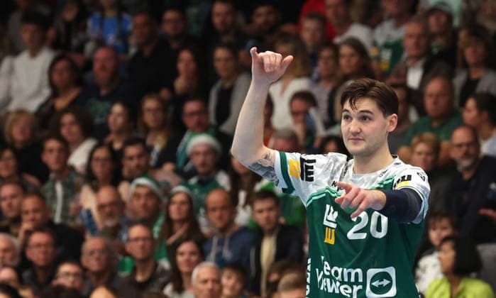 20.12.2025, Deutschland, Göppingen, Handball DAIKIN HBL, FRISCH AUF! Göppingen vs. SG Flensburg-Handewitt: Ludvig Hallbäck (FAG)