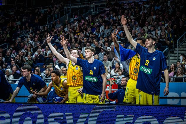 Basketball Berlin 20.12.2025 Saison 2025 2026 EasyCredit BBL 1. Bundesliga Männer, Herren Alba Berlin - ratiopharm Ulm Jubel Alba