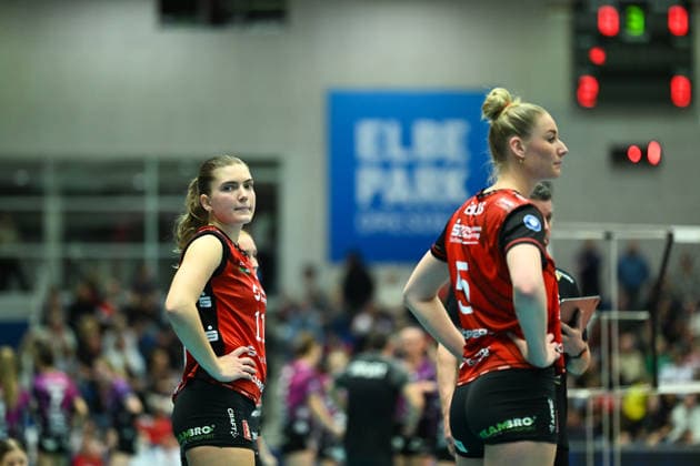 Amanda Siksna (Dresdner SC, 11) Dresdner SC vs. Schwarz-Weiß Erfurt, 1. Volleyball Bundesliga Damen, Spielzeit 2025 2026, 20.12.2025 Dresdner SC vs. Schwarz-Weiß Erfurt, 1. Volleyball Bundesliga Damen, Spielzeit 2025 2026, 20.12.2025 Dresden Copyright: xEibner-Pressefoto xHoepnerx EP_PHR