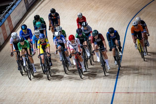 BRAND Hannah-Franziska: DM Omnium 2025 - Frankfurt Oder BRAND Hannah-Franziska ( GER ) RSV Rheinzabern Querformat - quer - horizontal - Landscape - Event Veranstaltung: DM Omnium 2025 - Deutsche Meisterschaft - Category Kategorie: Cycling - Track cycling, Rad, Radsport, Bahnrad, Bahn National Championship Omnium - Women U19 Juniors - Location Ort: Europe Germany - Brandenburg - Märkisch Oderland - Frankfurt Oder - Oderlandhalle - Discipline: Omnium Scratch 1. Race - Distance: 7,5 km - Date Datum: 20.12.2025 Saturday Day 2 -