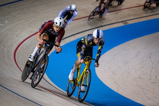 HAFENEGER Anton: DM Omnium 2025 - Frankfurt Oder HAFENEGER Anton ( GER ) VfR Büttgen 1912 Querformat - quer - horizontal - Landscape - Event Veranstaltung: DM Omnium 2025 - Deutsche Meisterschaft - Category Kategorie: Cycling - Track cycling, Rad, Radsport, Bahnrad, Bahn National Championship Omnium - Men U19 Juniors - Location Ort: Europe Germany - Brandenburg - Märkisch Oderland - Frankfurt Oder - Oderlandhalle - Discipline: Omnium Scratch 1. Race - Distance: 7,5 km - Date Datum: 20.12.2025 Saturday Day 2 -