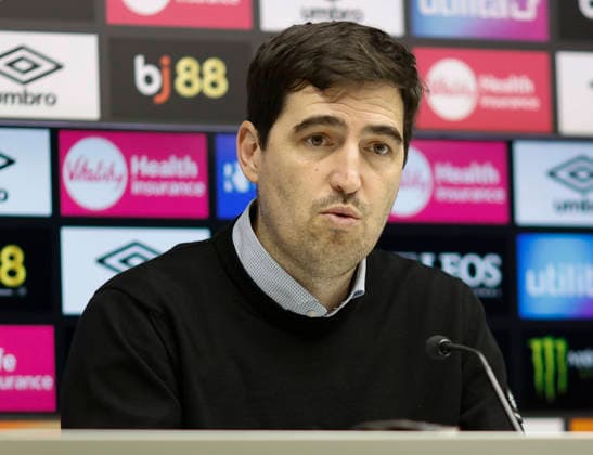 20th December 2025, Bournemouth, Dorset, England; Premier League Football, AFC Bournemouth versus Burnley; Bournemouth AFC manager Andoni Iraola at post press conference, PK, Pressekonferenz  HongboxChen