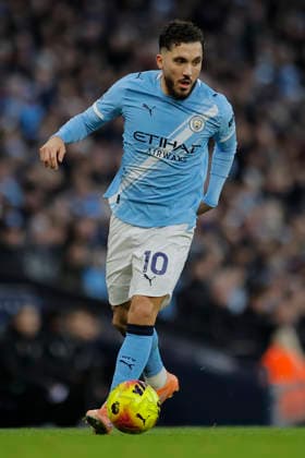 Manchester City v West Ham United Premier League 20 12 2025. Rayan Cherki (10) of Manchester City during the Premier League match between Manchester City and West Ham United at the Etihad Stadium, Manchester, England on 20 December 2025. Manchester Etihad Stadium Manchester England Editorial use only DataCo restrictions apply See www.football-dataco.com , Copyright: xConorxMolloyx PSI-23451-0097