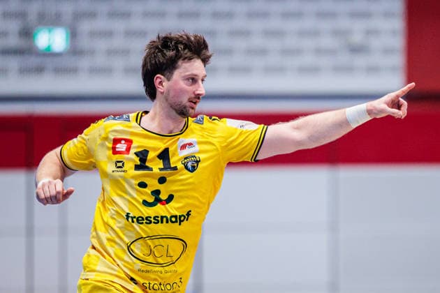 Lucas Schneider (HSG Krefeld Niederrhein, 11) jubelt nach Torerfolg Tor GER, TuS N-Luebbecke vs. HSG Krefeld Niederrhein, Handball, 2. Bundesliga, 16. Spieltag, Spielzeit 2025 2026, 20.12.2025 GER, TuS N-Luebbecke vs. HSG Krefeld Niederrhein, Handball, 2. Bundesliga, 16. Spieltag, Spielzeit 2025 2026, 20.12.2025 Luebbecke Copyright: xEibner-Pressefoto JanxRollingerx EP_JSK