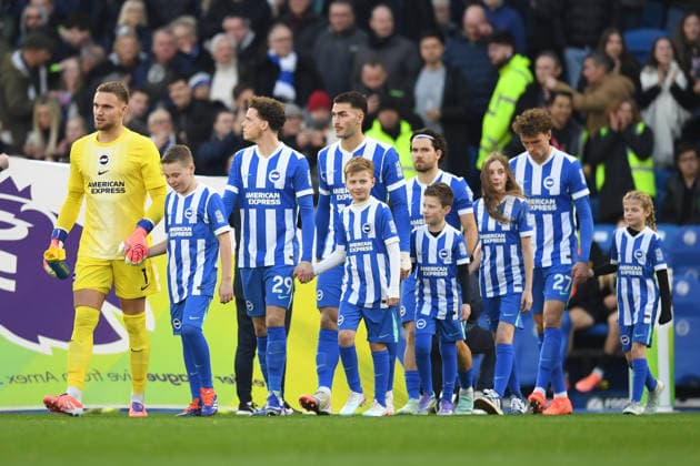 Brighton and Hove Albion v Sunderland, Premier League Players walk out before the Premier League match between Brighton and Hove Albion and Sunderland at the American Express Stadium, Brighton and Hove, England on 20 December 2025. Brighton and Hove American Express Stadium East Sussex UK Editorial use only DataCo restrictions apply See www.football-dataco.com , Copyright: xJeffxMoodx PSI-23454-0093