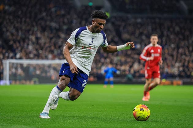 Tottenham Hotspur v Liverpool Premier League 20 12 2025. Tottenham Hotspur Midfielder Mohammed Kudus (20) during the Premier League match between Tottenham Hotspur and Liverpool at Tottenham Hotspur Stadium, London, United Kingdom on 20 December 2025. Editorial use only DataCo restrictions apply See www.football-dataco.com , Copyright: xChrisxFoxwellx PSI-23445-0099