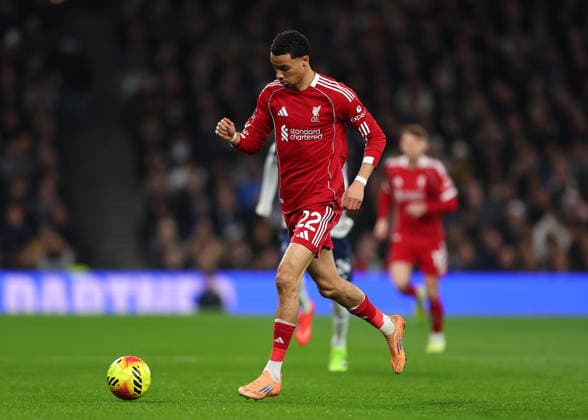 20th December 2025; Tottenham Hotspur Stadium, London, England; Premier League Football, Tottenham Hotspur versus Liverpool; Hugo Ekitike of Liverpool on the ball  JohnxPatrickxFletcher