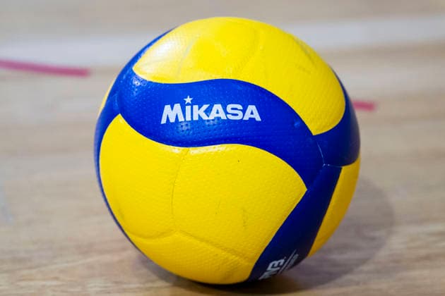1.Volleyball Bundesliga -Saison 2025 2026 Cerebricks Volley Goats Mitteldeutschland vs.SWD Powervolleys Düren Halle, Deutschland 20. Dezember 2025: Im Bild:Spielball Volleyball, Feature, Symbol, Symbolfoto, charakteristisch, Detail, Halle Saale swh.Arena Sachsen-Anhalt Deutschland