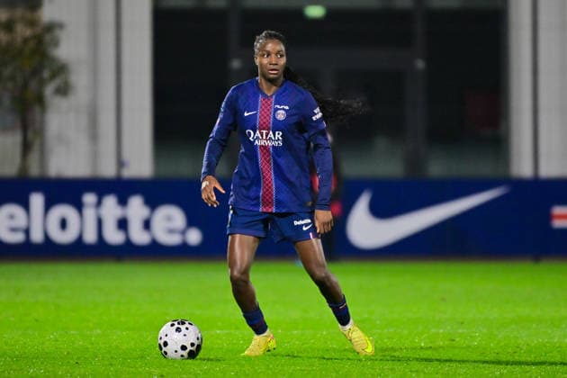 FOOTBALL : PSG vs PFC - Arkema Premiere Ligue - 20 12 2025 Thiniba Samoura ( 2 - PSG ) during the Arkema Premiere Ligue match between Paris Saint Germain vs Paris FC at Campus PSG on December 20 , 2025 in Poissy, France. ( Photo by Federico Pestellini PsnewZ ) PoissyFrance  Copyright: xFedericoxPestellinix