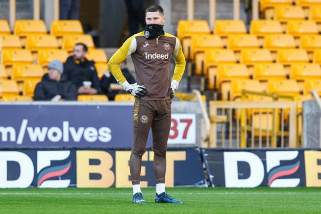 Wolverhampton Wanderers v Brentford - Premier League Brentford FC 12 Hakon Valdimarsson warms up during the Premier League match between Wolverhampton Wanderers and Brentford at Molineux in Wolverhampton, England, on December 20, 2025. Wolverhampton West Midlands United Kingdom  Copyright: xMIxNewsx originalFilename:fletcher-wolverha251220_npFBY.jpg