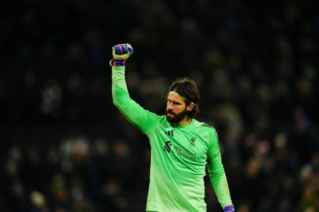 Liverpool goalkeeper Alisson Becker celebrates at full time Tottenham Hotspur v Liverpool, Premier League, Football, Tottenham Hotspur Stadium, London, UK - 20 Dec 2025London Tottenham Hotspur Stadium United Kingdom EDITORIAL USE ONLY No use with unauthorised audio, video, data, fixture lists, club league logos or live services. Online in-match use limited to 120 images, no video emulation. No use in betting, games or single club league player publications. Copyright: xJavierxGarcia Shutterstockx 16151220dj